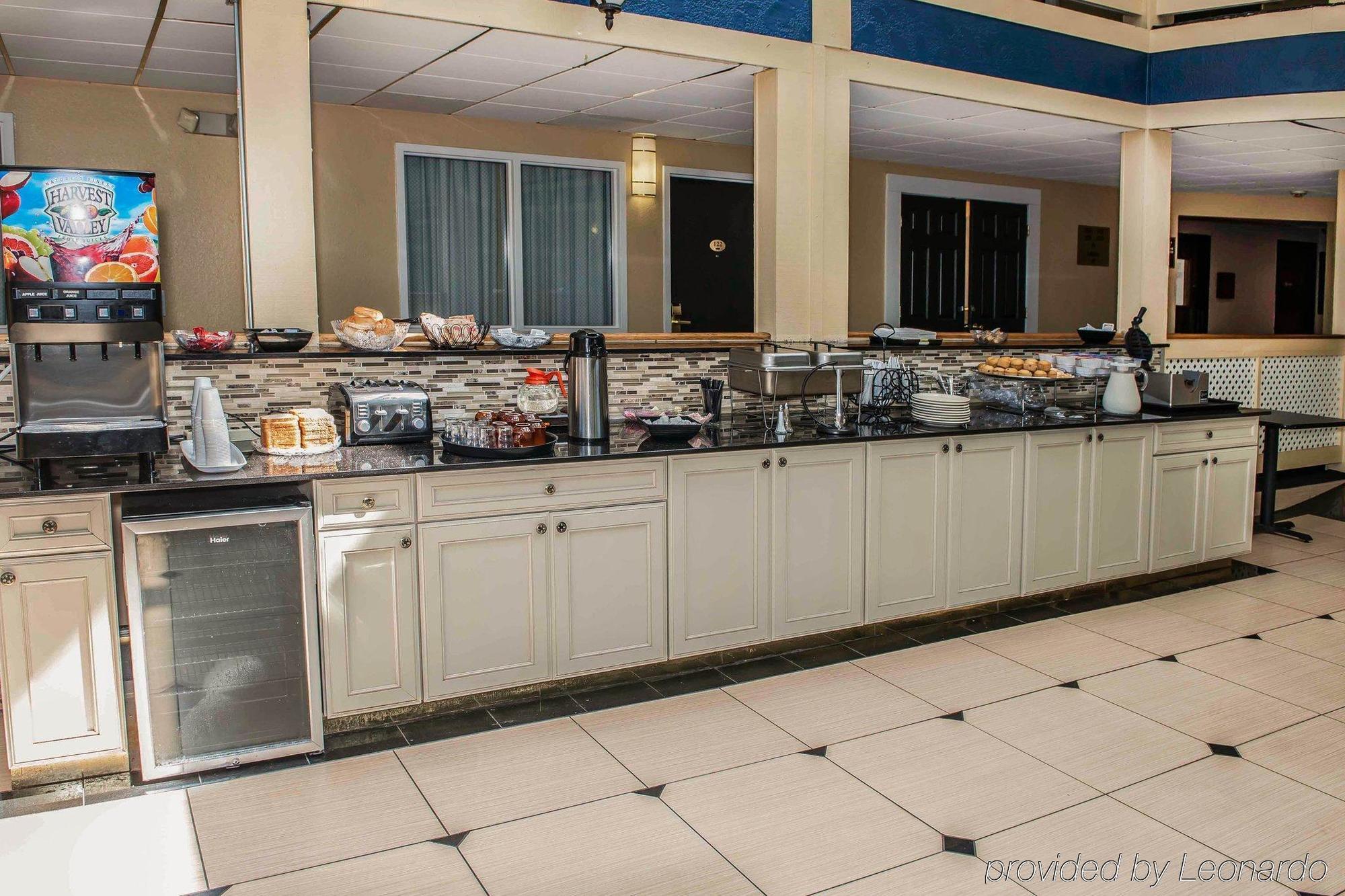 Travelodge By Wyndham Speedway 3* Indianápolis